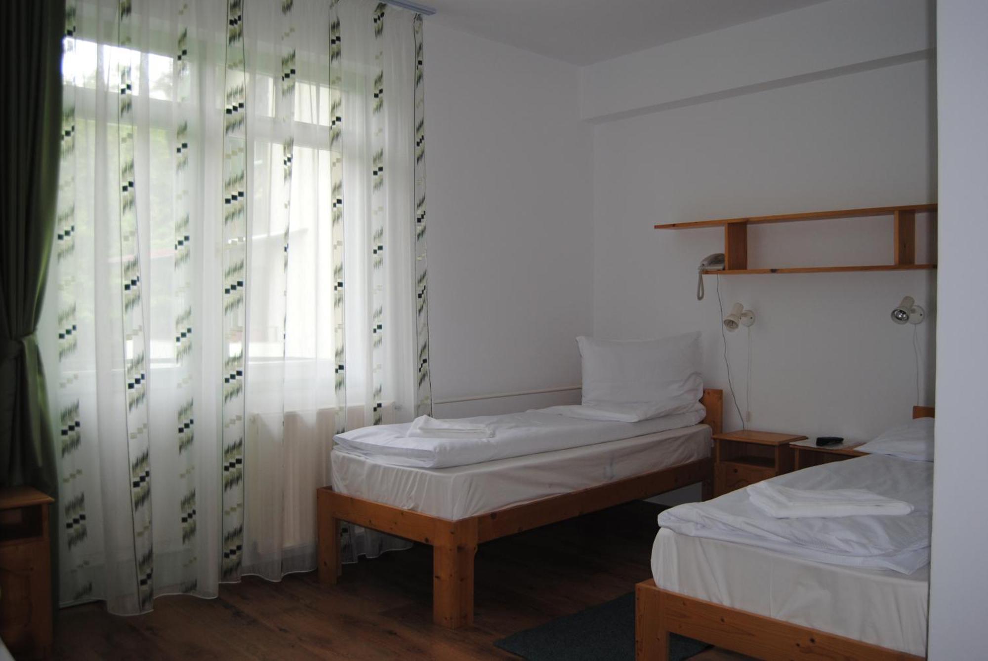 Hostel Teleki ソバタ エクステリア 写真