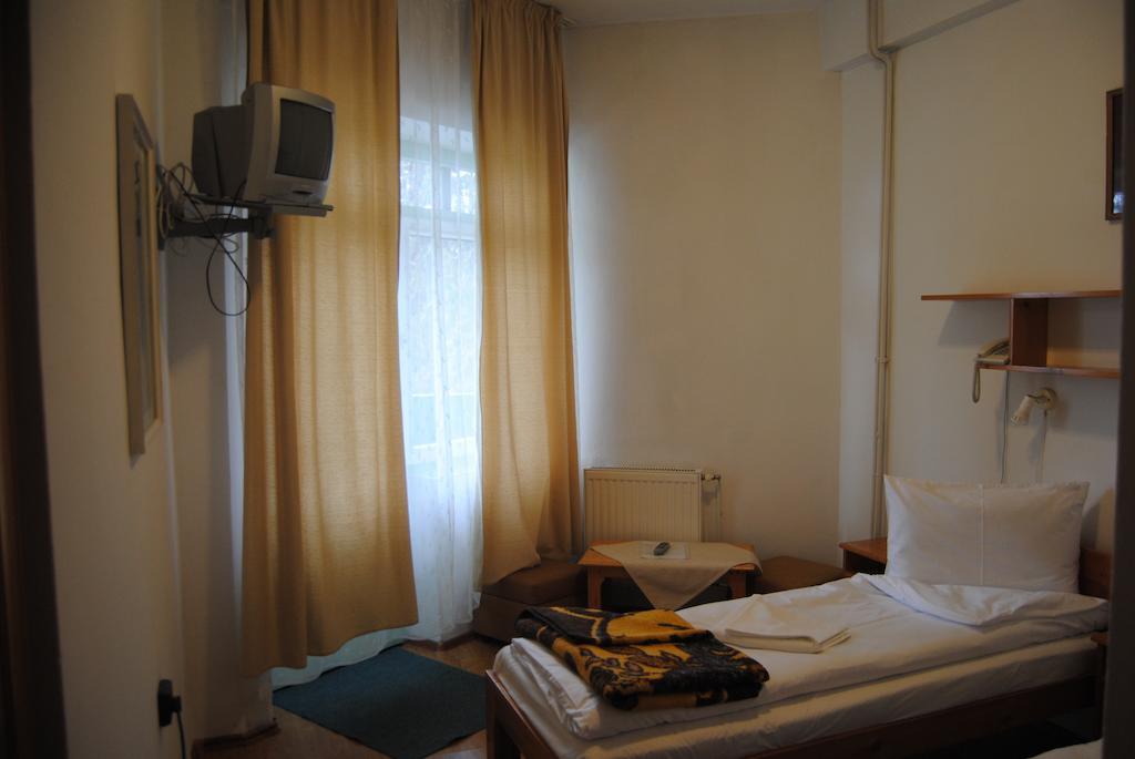 Hostel Teleki ソバタ エクステリア 写真